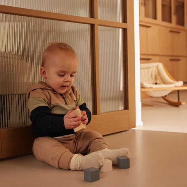 Dirkje beebide beež dressikomplekt