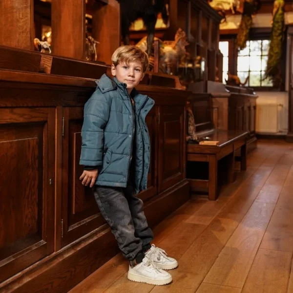 Koko Noko musta värvi teksased lohvaka lõikega