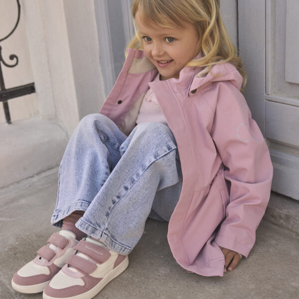 tüdrukute valge-roosad tossud