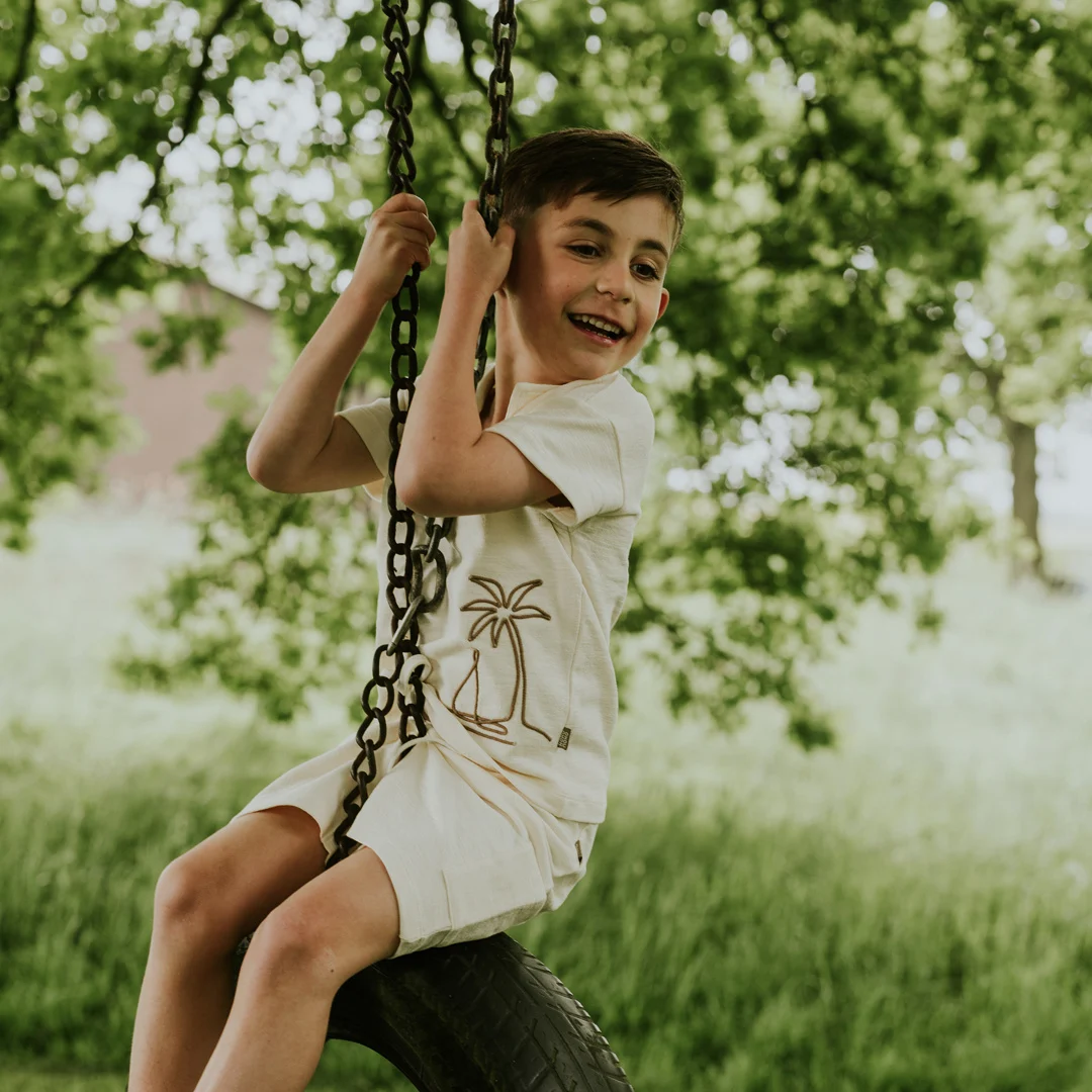 Koko Noko viisakas valge poiste polosärk palmiga