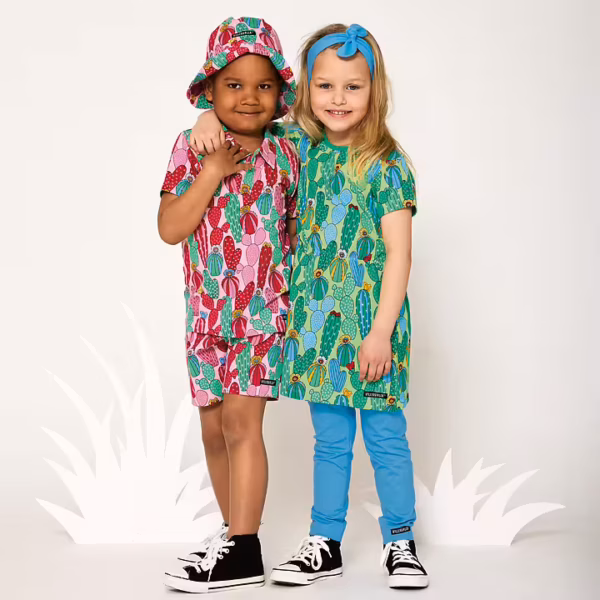 Villervalla laste helesinised retuusid