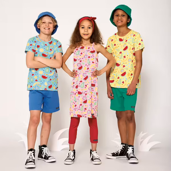 Villervalla sinised lühikesed püksid