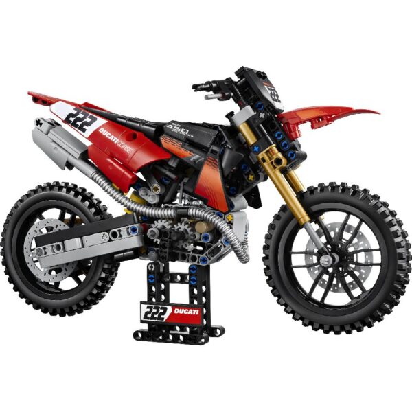 Lego Technic mootorratas.